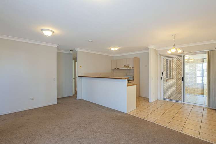 Second view of Homely unit listing, 1/5 Chiltern Place, Sandstone Point QLD 4511