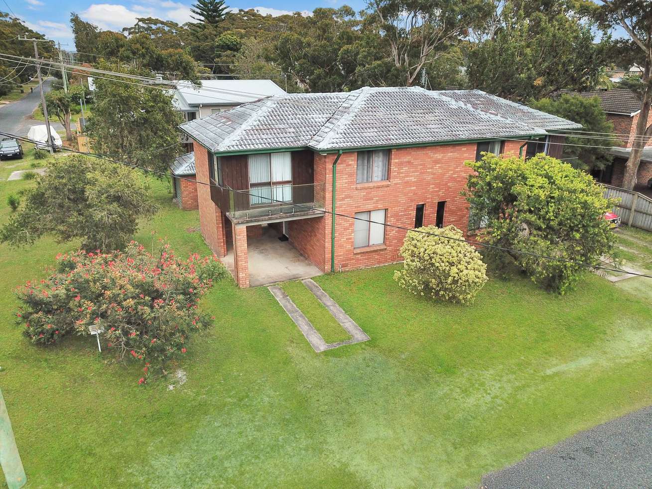Main view of Homely semiDetached listing, 2/51 Mirreen Street, Hawks Nest NSW 2324