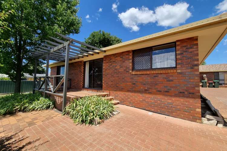Main view of Homely unit listing, 2/54-56 Claude Street, Armidale NSW 2350