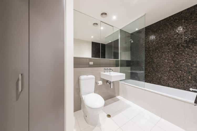 Sixth view of Homely apartment listing, 506/55 Queens Rd, Melbourne VIC 3004