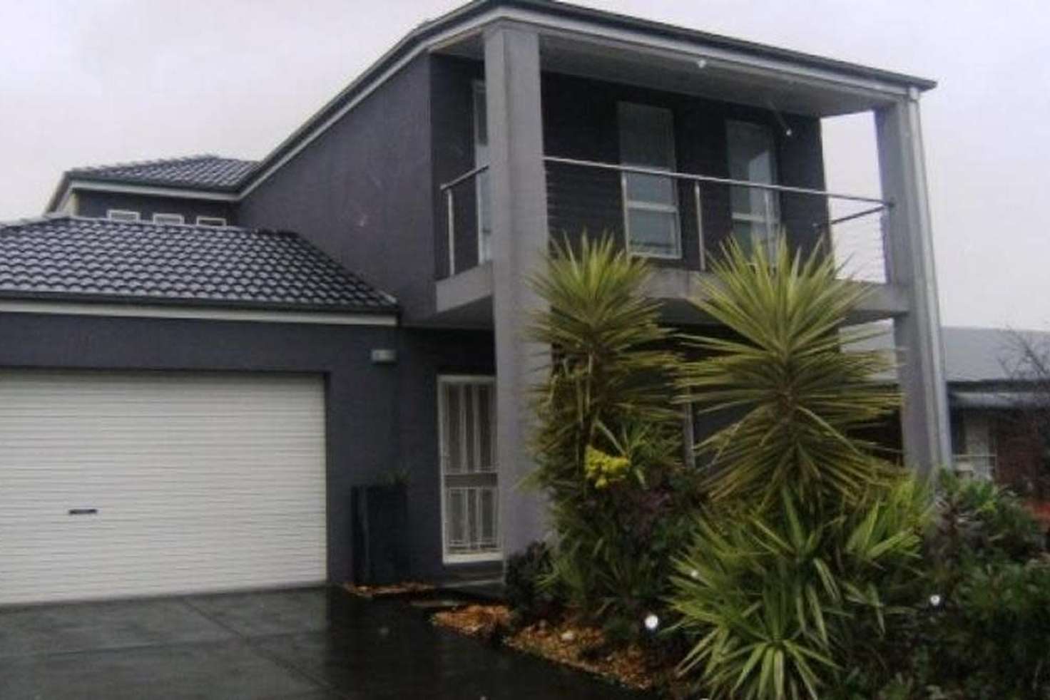 Main view of Homely townhouse listing, 4 Patterson Close, Caroline Springs VIC 3023