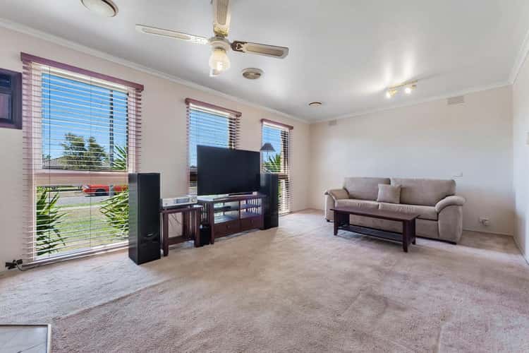 Second view of Homely house listing, 1 Fern court, Craigieburn VIC 3064
