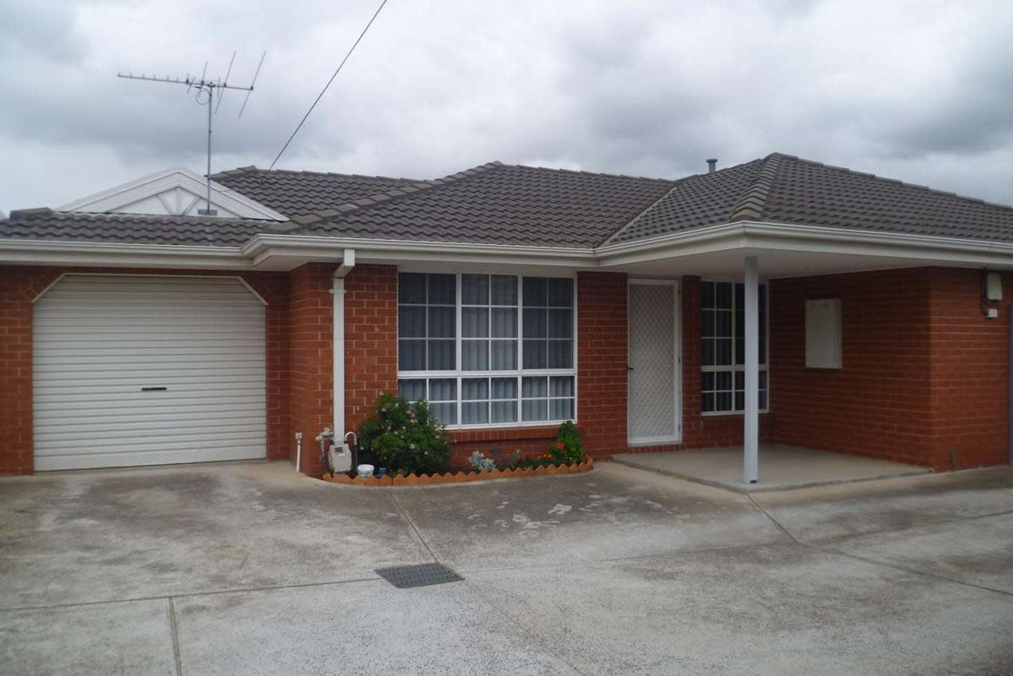 Main view of Homely unit listing, 2/113 Quinn Street, Deer Park VIC 3023