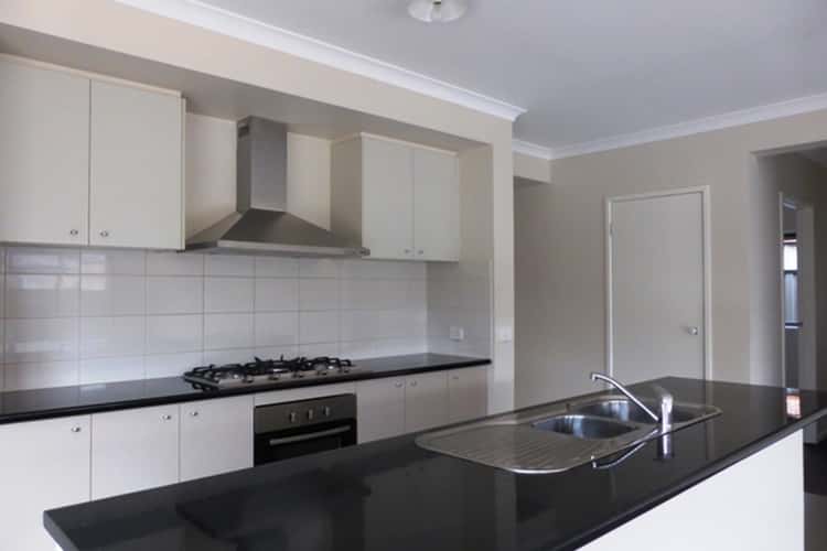 Second view of Homely house listing, 7 Duchess Court, Point Cook VIC 3030