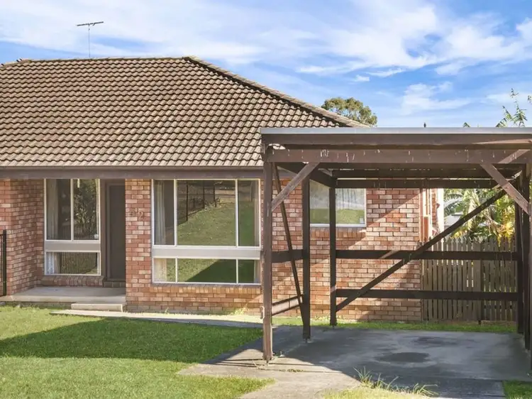 52 Fenton Crescent