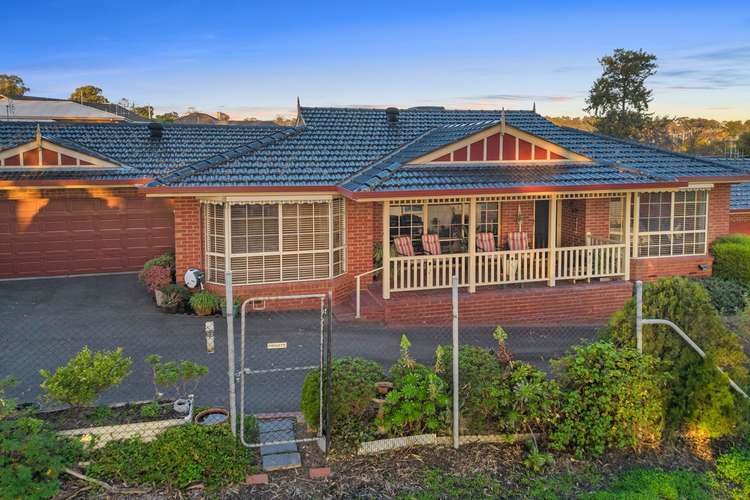 Main view of Homely townhouse listing, 3/100 St Aidans Road, Kennington VIC 3550