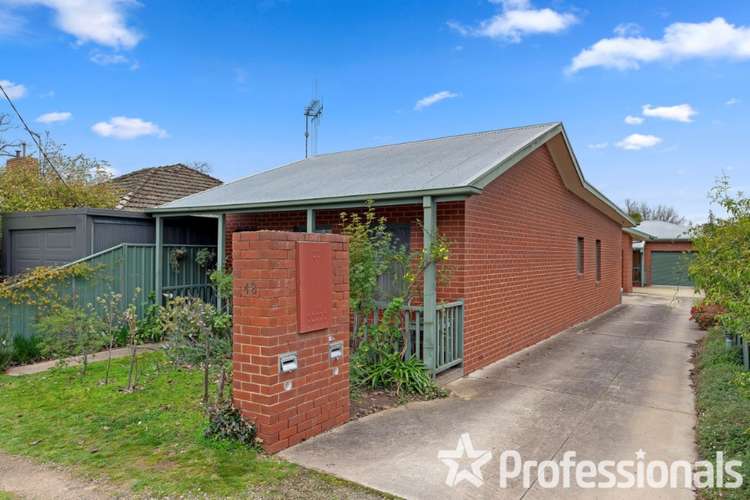 Main view of Homely townhouse listing, 1/48 Baxter Street, Bendigo VIC 3550