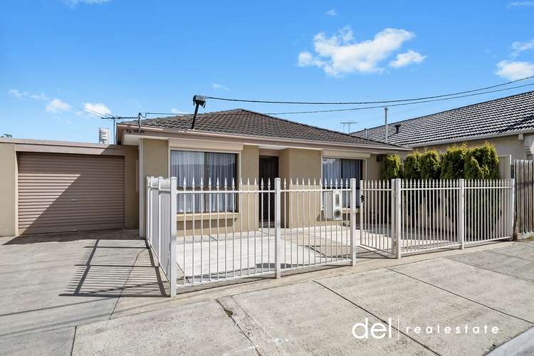 Main view of Homely unit listing, 1/28 Vizard Street, Dandenong VIC 3175