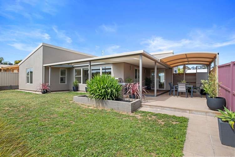 Main view of Homely house listing, 1/8 Phillis Street, Kangaroo Flat VIC 3555