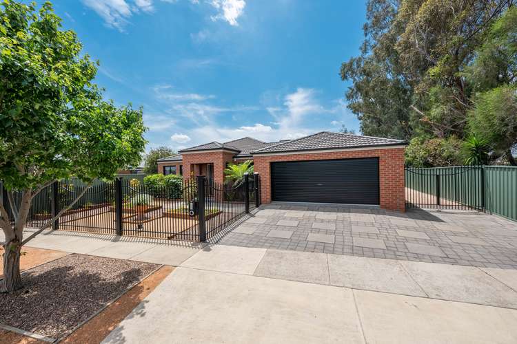 15 Lapwing Street, Kialla VIC 3631