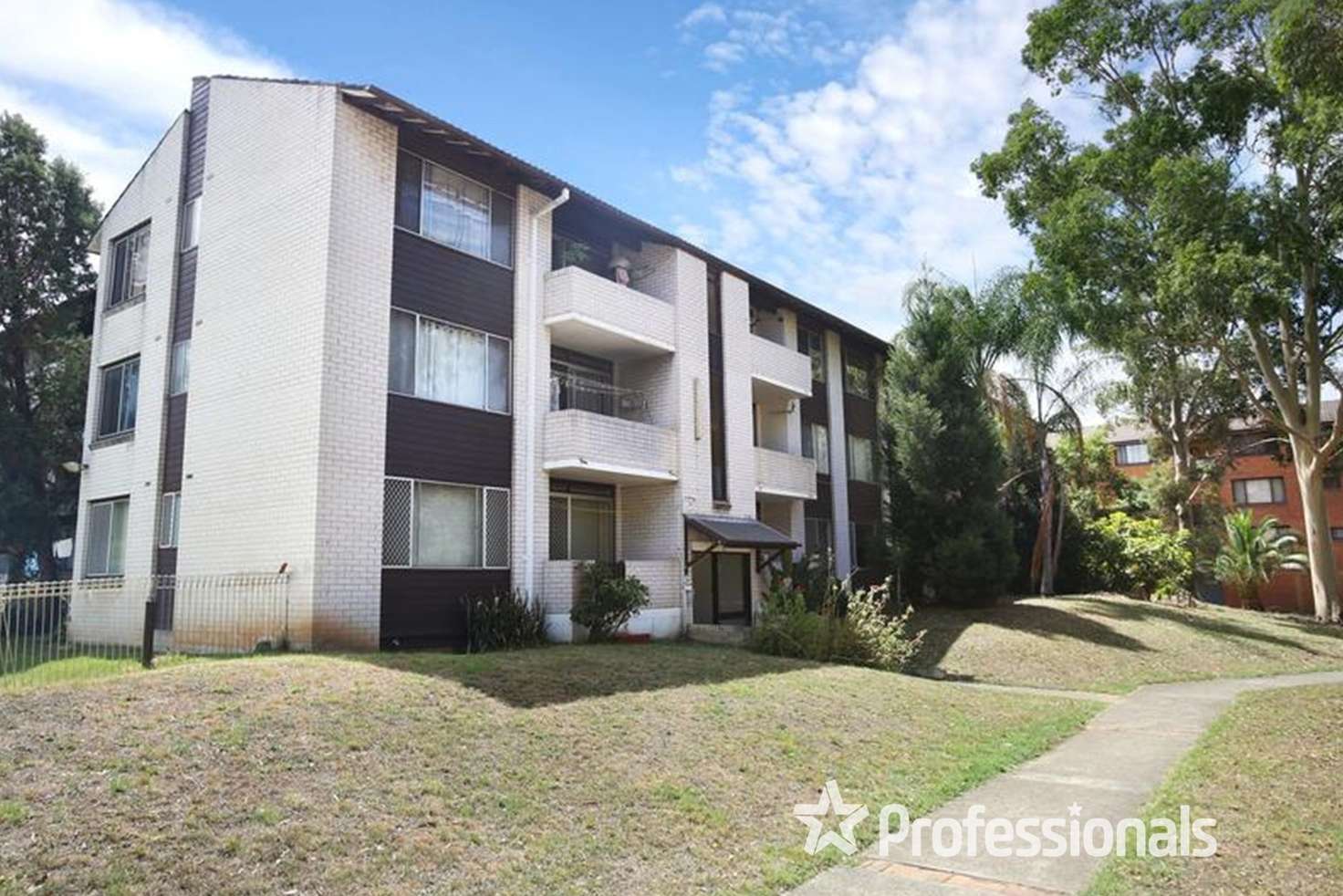 Main view of Homely unit listing, 40/79 Memorial Avenue, Liverpool NSW 2170