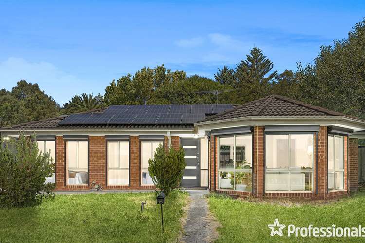 25 Charlwood Drive, Mooroolbark VIC 3138