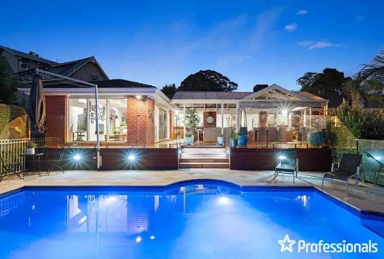 3 Stratheden Place