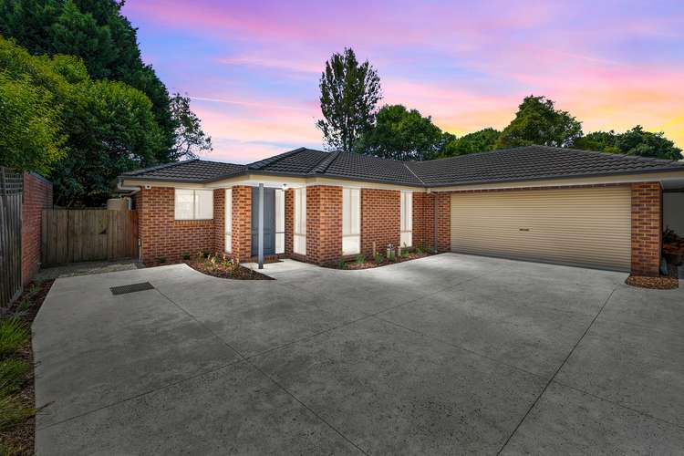 2/17 Allaware Avenue, Croydon VIC 3136