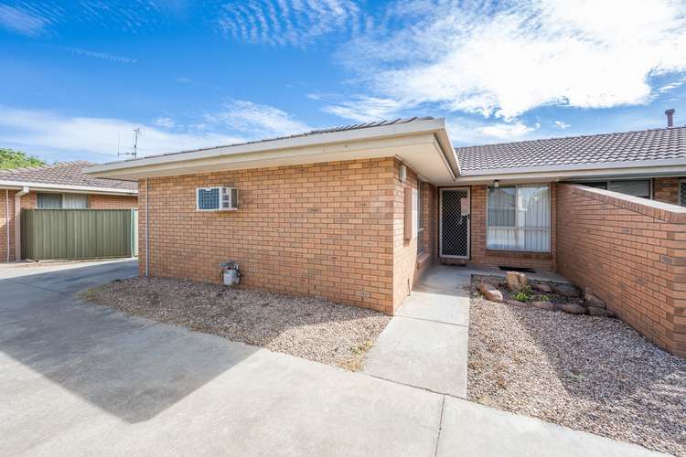 2/21 Barker Avenue, Shepparton VIC 3630