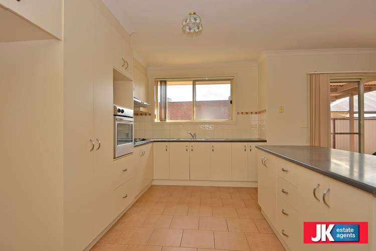 Fourth view of Homely unit listing, 2/23 Torquata Court, Hoppers Crossing VIC 3029