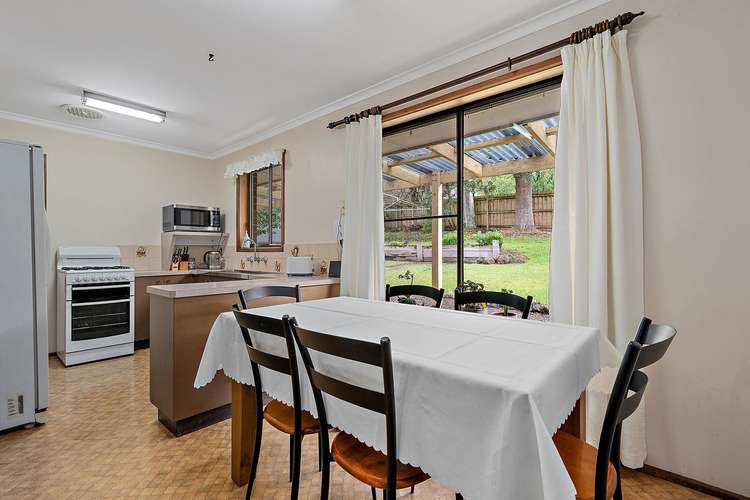 Third view of Homely house listing, 5 Kemp Avenue, Mount Evelyn VIC 3796