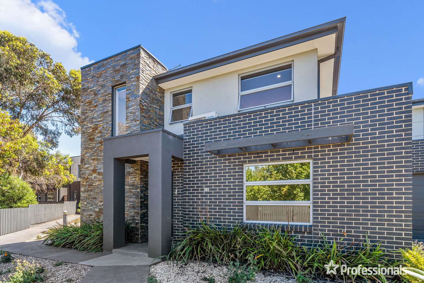Main view of Homely townhouse listing, 68 Banchory Avenue, Hillside VIC 3037