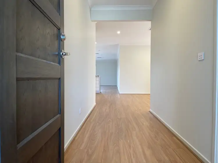11 Owl Road