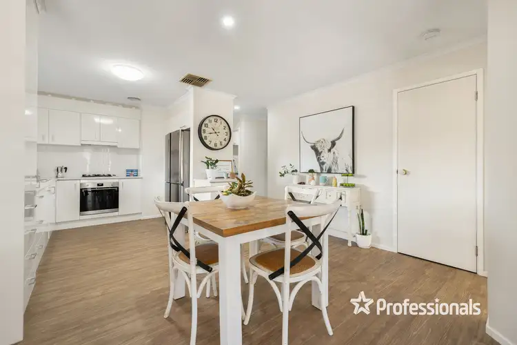 Sixth view of Homely house listing, 18 Osprey Circuit, West Wodonga VIC 3690
