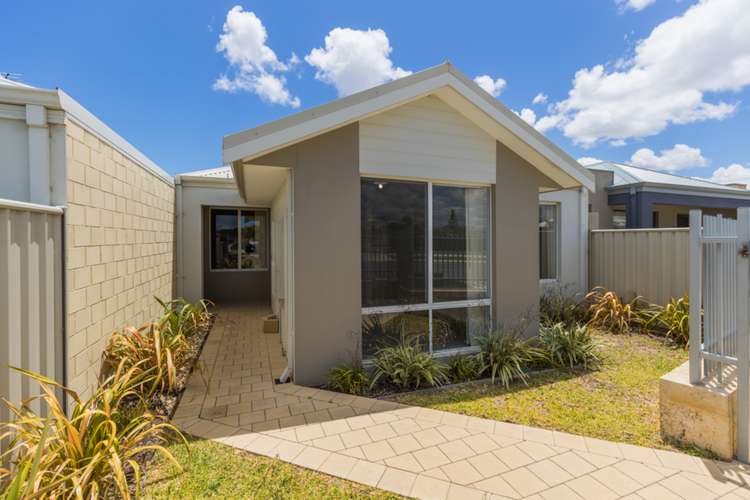 57 Adelong Avenue, Golden Bay WA 6174