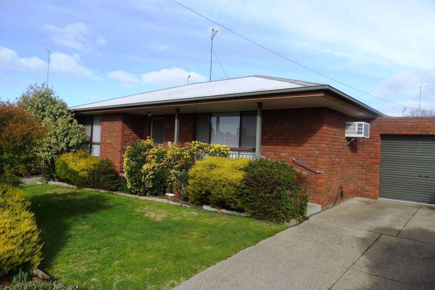 Main view of Homely unit listing, 1/8 Spencer Street, Canadian VIC 3350