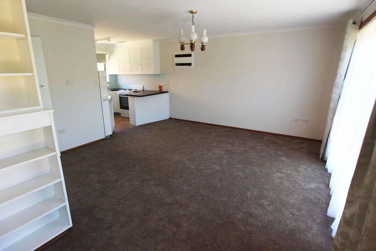 Fifth view of Homely unit listing, 2/103 Corio Street, Shepparton VIC 3630