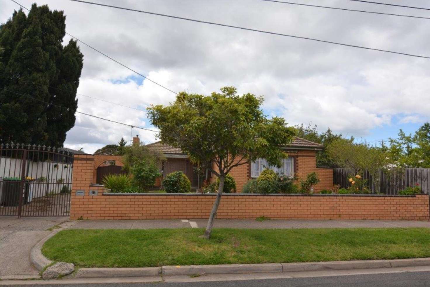 Main view of Homely house listing, 2 Valerian Avenue, Altona North VIC 3025