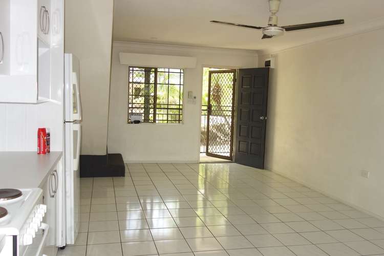 Third view of Homely apartment listing, 6/350-354 Sheridan Street, Cairns North QLD 4870