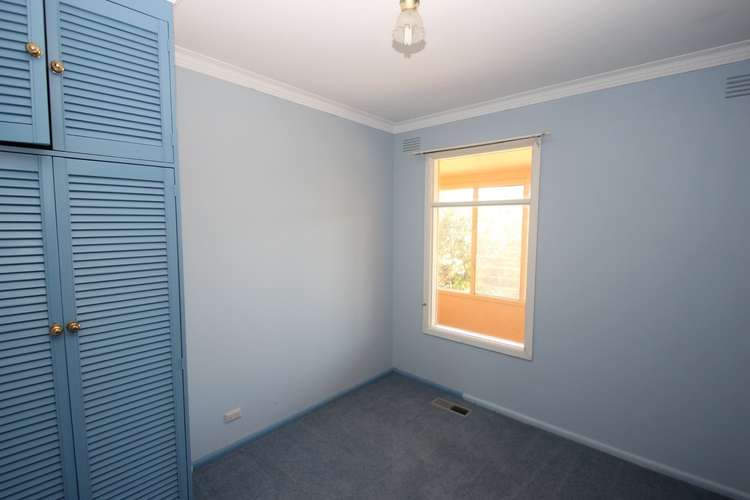 Fifth view of Homely house listing, 2 Arthur Avenue, Maryborough VIC 3465