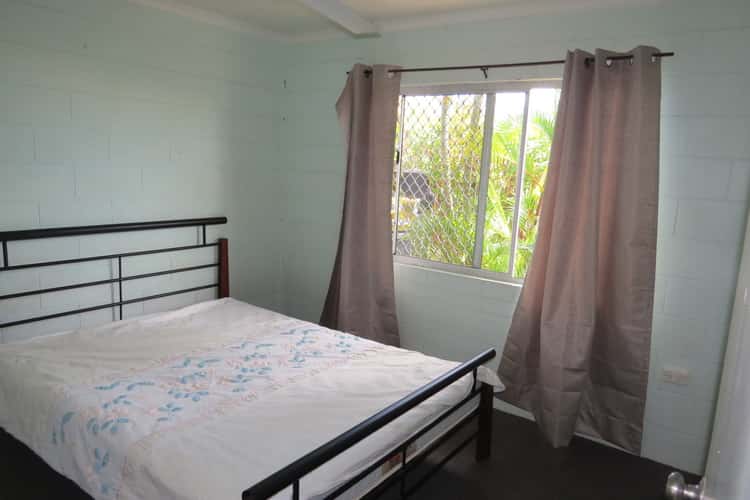 Fifth view of Homely flat listing, 2/16 Powell Street, Bowen QLD 4805