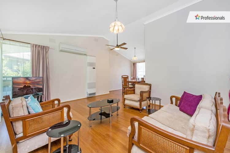 Second view of Homely house listing, 6 Barnsdale Court, Wantirna VIC 3152