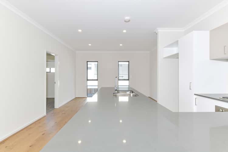 Fourth view of Homely apartment listing, 5/54 Milton Street, Mount Hawthorn WA 6016
