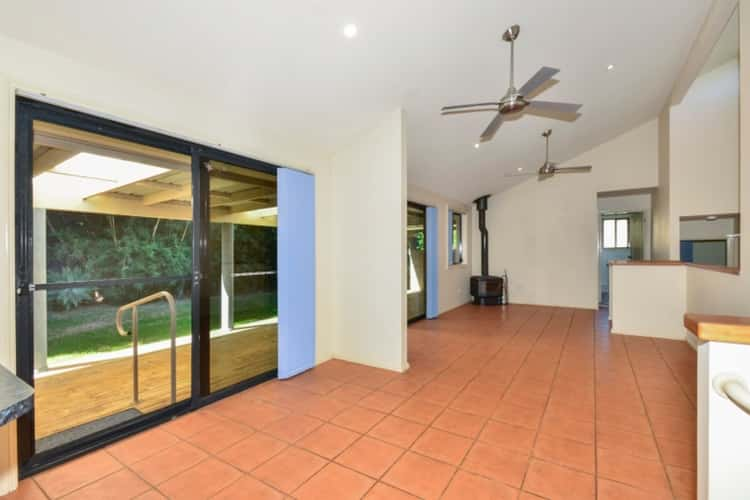 Fifth view of Homely house listing, 2 Seabreeze Court, Bonny Hills NSW 2445