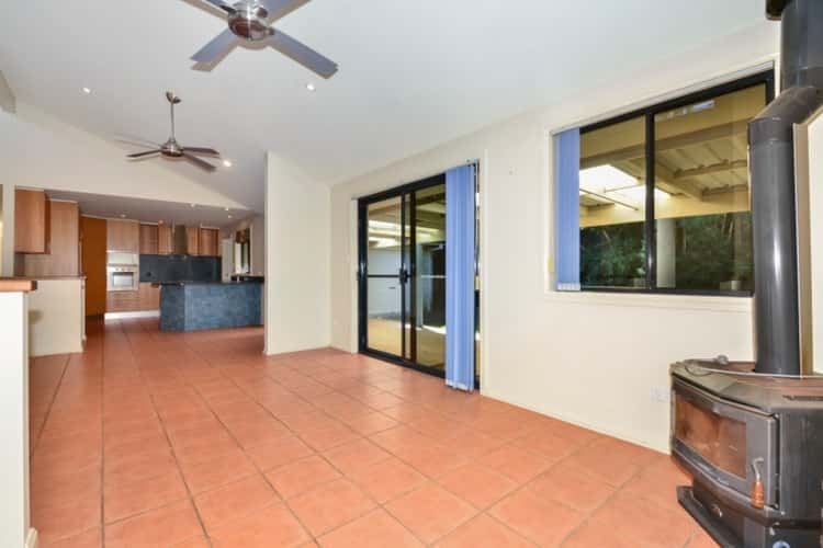 Sixth view of Homely house listing, 2 Seabreeze Court, Bonny Hills NSW 2445
