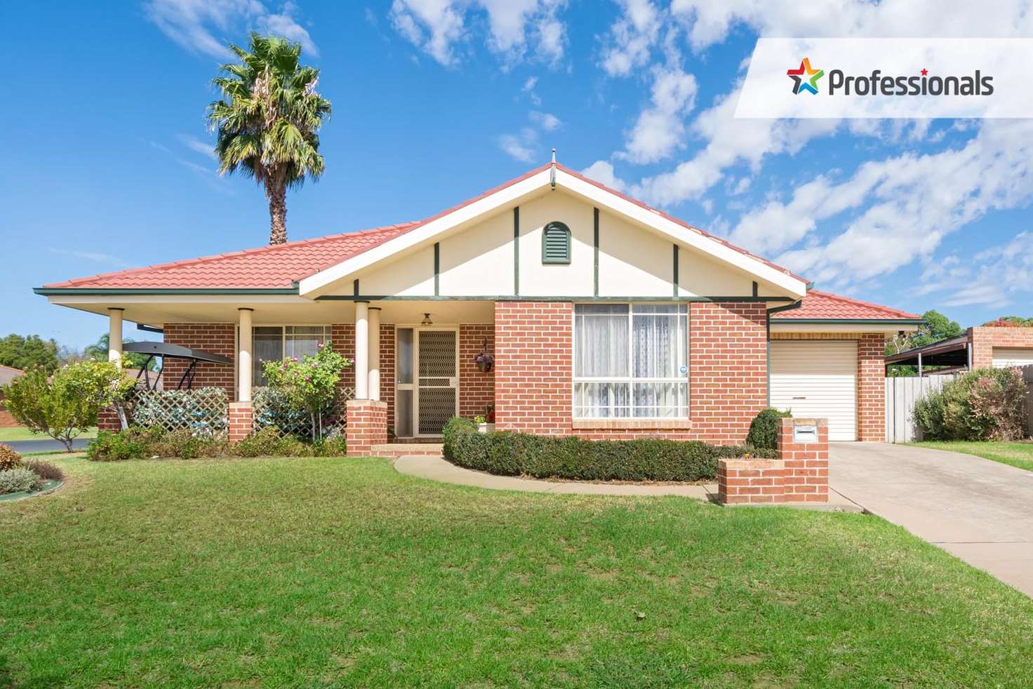 Main view of Homely house listing, 1/1 Gidgee Place, Glenfield Park NSW 2650