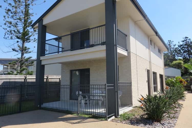 Main view of Homely townhouse listing, 1/17 Richard Street, Emu Park QLD 4710
