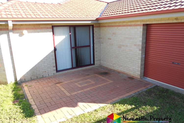 Fifth view of Homely house listing, 4 Jaeger Court, Cameron Park NSW 2285