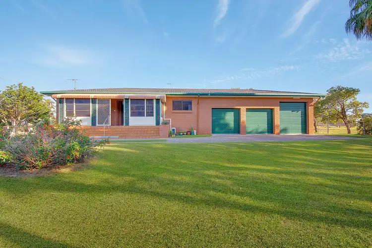 9 Pinnacle Street, Causeway Lake QLD 4703