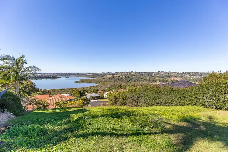 15 Sierra Vista Boulevard, Bilambil Heights NSW 2486