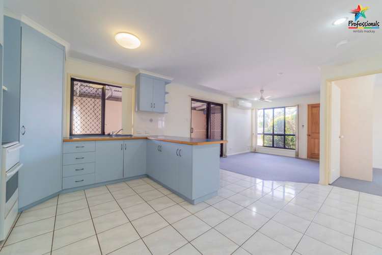 Second view of Homely house listing, 7 Glamis Court, Beaconsfield QLD 4740