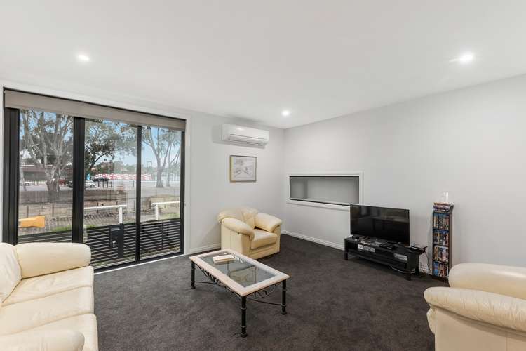 Sixth view of Homely townhouse listing, 65 Joseph Street, Bendigo VIC 3550