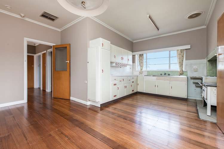 Fifth view of Homely house listing, 7 Conifer Avenue, Brooklyn VIC 3012