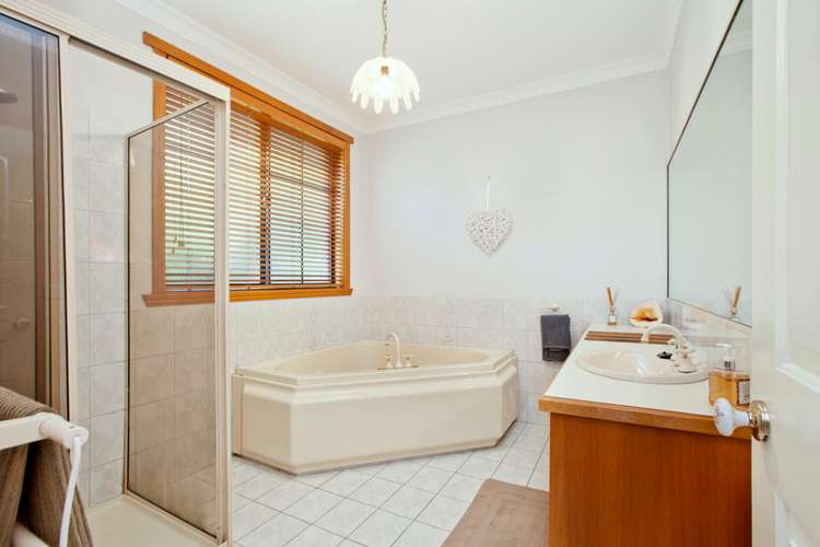 Sixth view of Homely house listing, 9 Arrandale Avenue, Alfredton VIC 3350