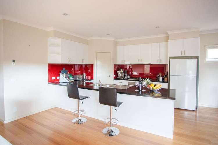 Fifth view of Homely house listing, 3 Lorbenik Court, Brown Hill VIC 3350