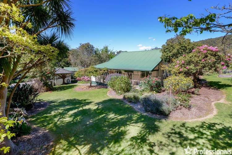 55 Gardenhill Road, Launching Place VIC 3139