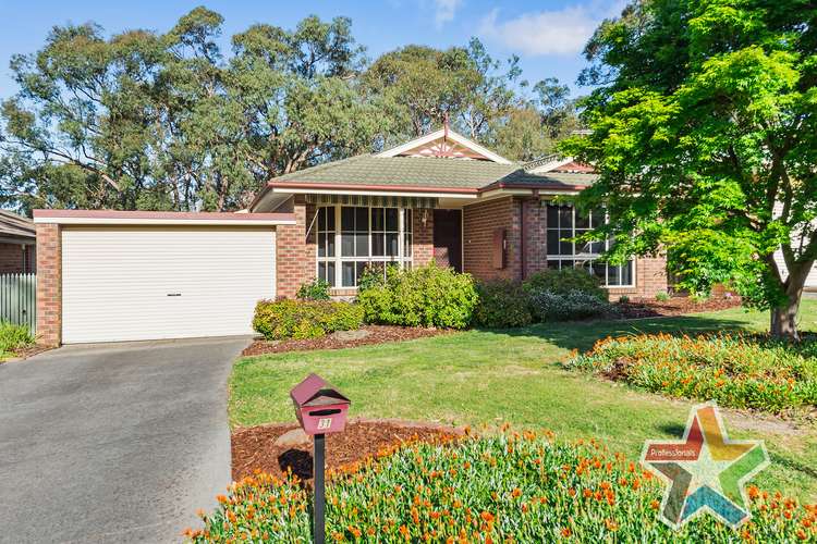 Second view of Homely house listing, 31 Manifold Court, Croydon South VIC 3136