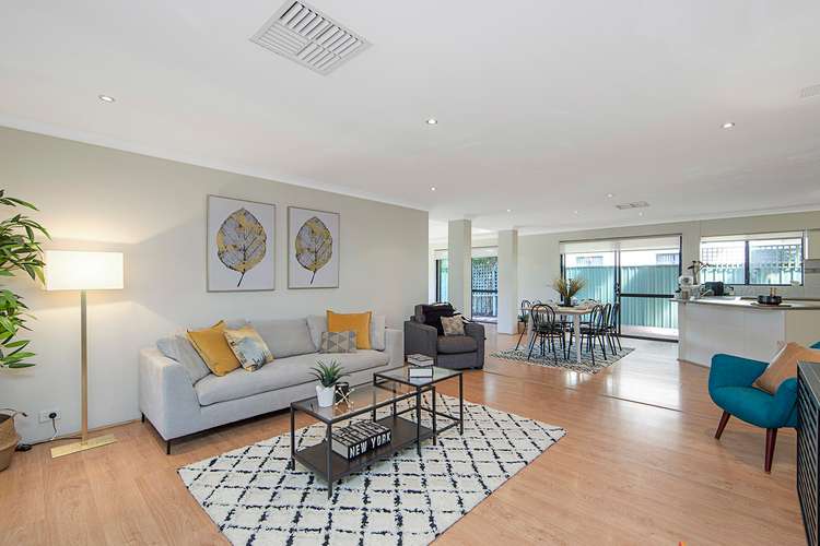 Main view of Homely house listing, 7 Excalibur Chase, Wattle Grove WA 6107