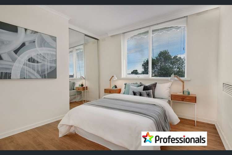 Fifth view of Homely apartment listing, 6/27 Roseberry Street, Ascot Vale VIC 3032