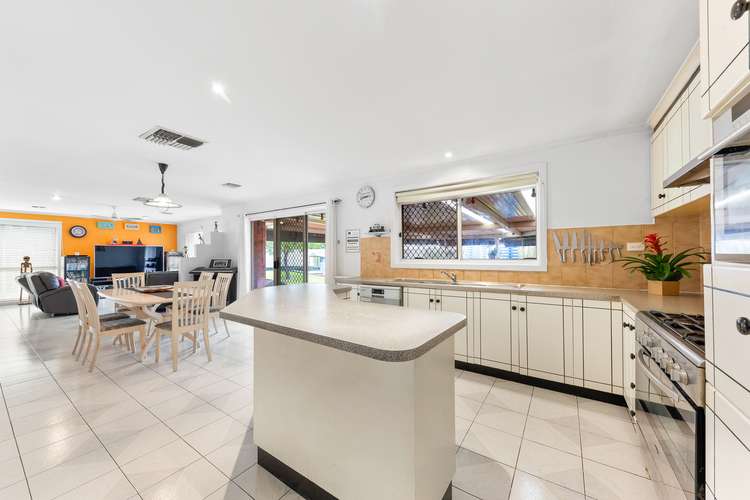 Sixth view of Homely house listing, 7 Alawa Court, Keilor Downs VIC 3038